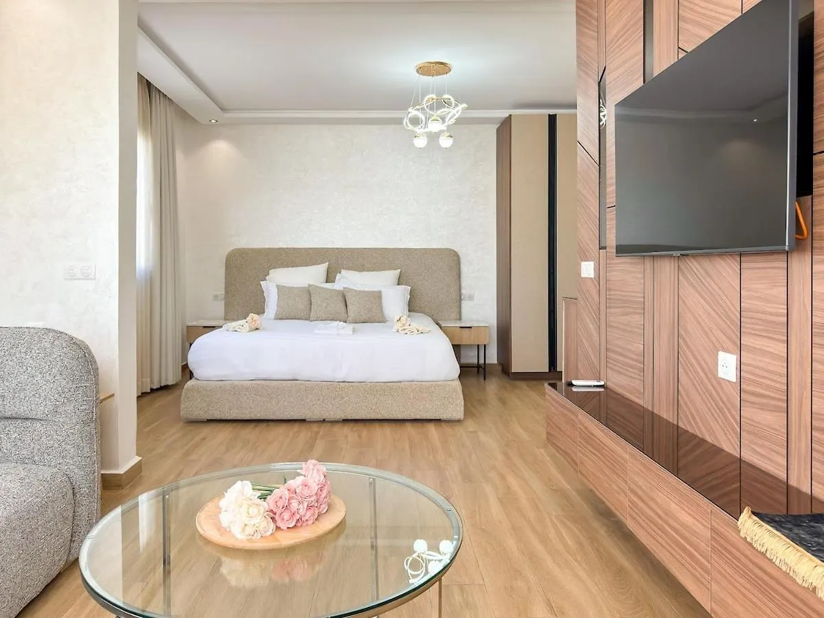 Villa signature - Piscine prive - Spacieuse à Founty 阿加迪尔