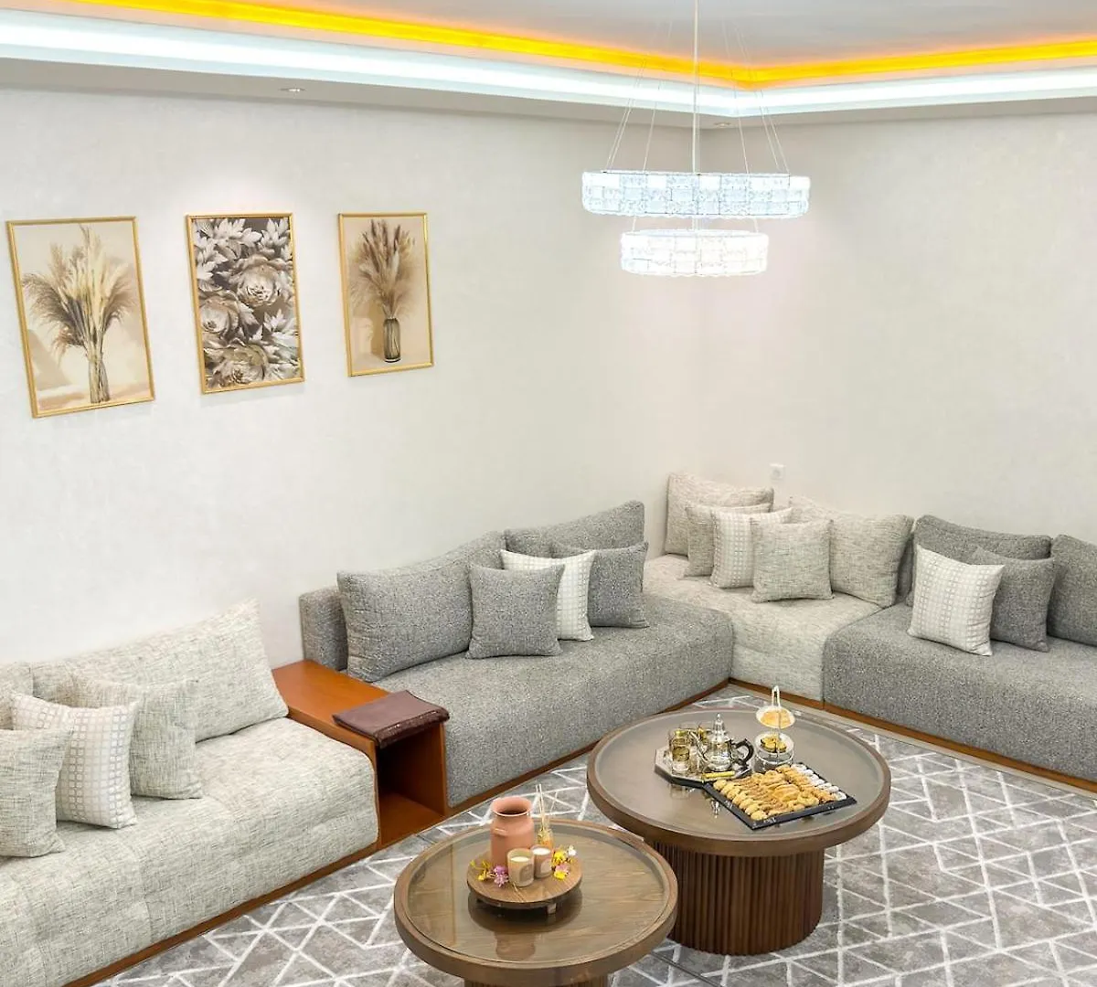 Villa signature - Piscine prive - Spacieuse à Founty 阿加迪尔