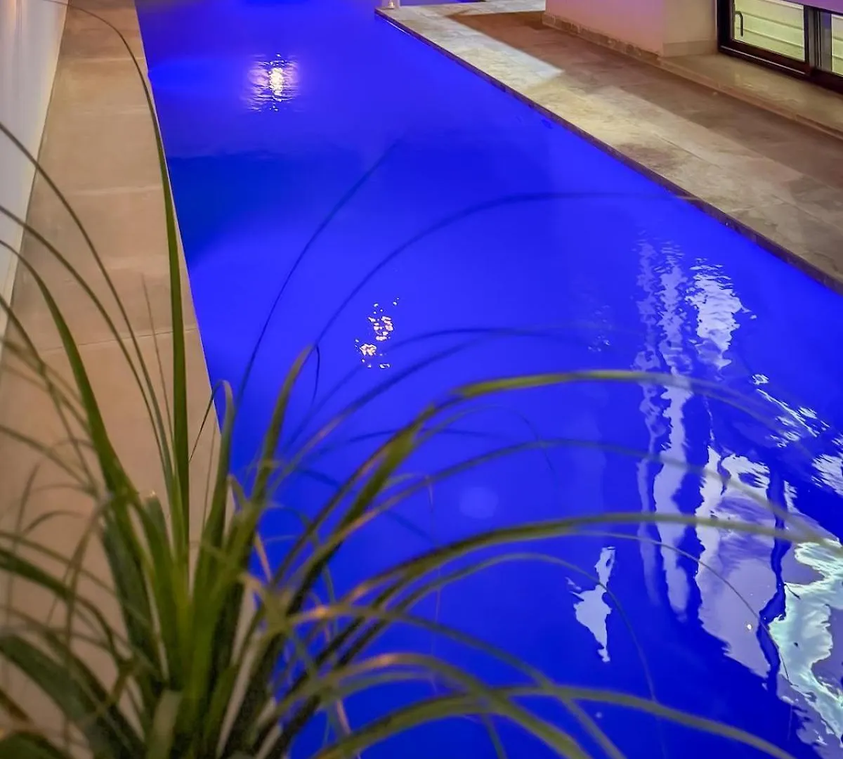 Villa signature - Piscine prive - Spacieuse à Founty 阿加迪尔